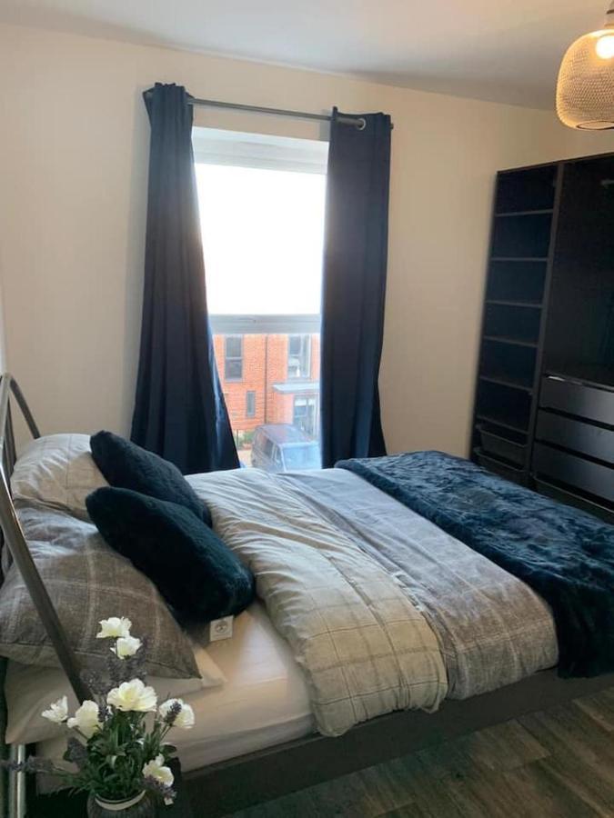 Lovely 1-Bed Serviced Apartment With Free Parking West Thurrock Eksteriør billede